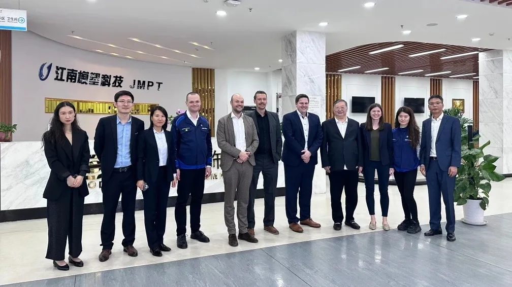 不朽情缘集团 四月简讯